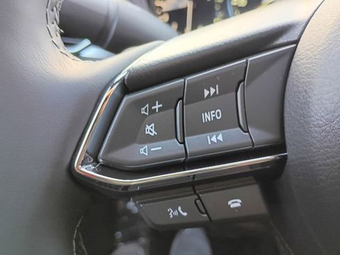 New 2025 MAZDA CX-5 Signature image 25