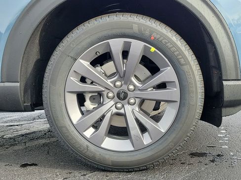 New 2026 Ford Explorer Active image 9