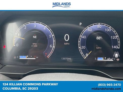Used 2025 Jeep Grand Cherokee Limited AWD/4WD image 18