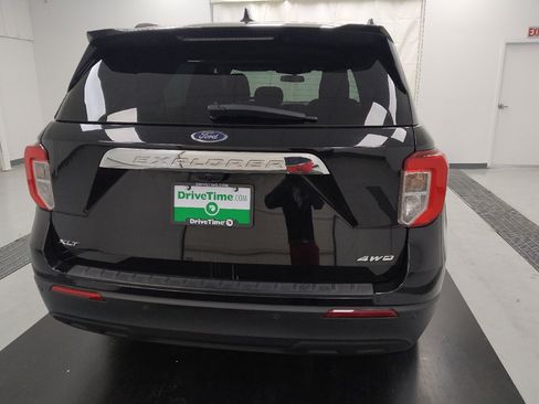 Used 2022 Ford Explorer XLT AWD/4WD image 7