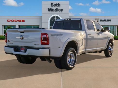 Used 2022 RAM 3500 Laramie image 7