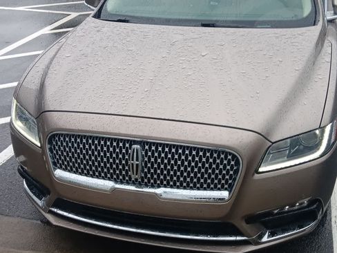 Used 2020 Lincoln Continental w/ Premium Package FWD image 5