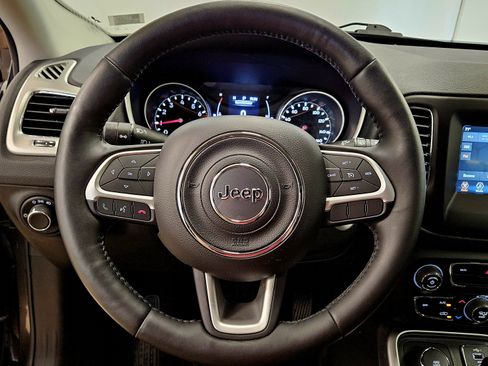 Used 2019 Jeep Compass Sport w/ Cold Weather Group image 34