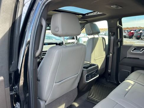 Used 2022 Chevrolet Silverado 1500 LTZ w/ LTZ Premium Package image 39