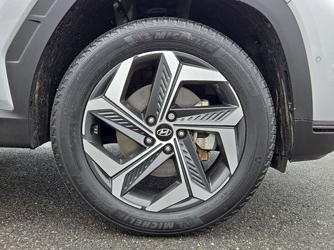 Certified 2023 Hyundai Tucson Limited AWD/4WD image 33