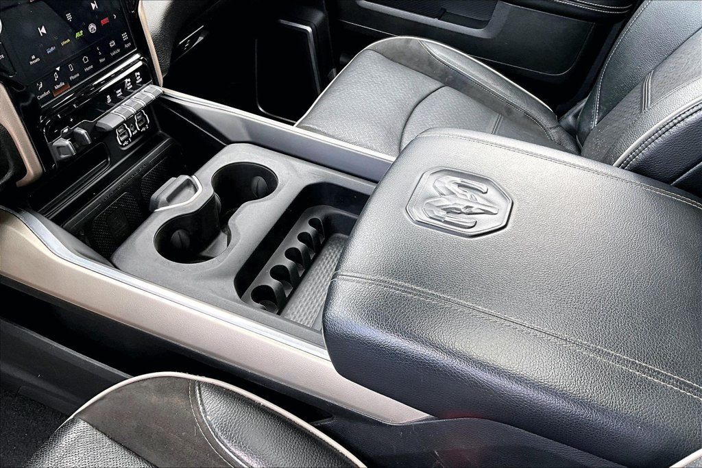 Used 2023 RAM 3500 Laramie AWD/4WD image 19