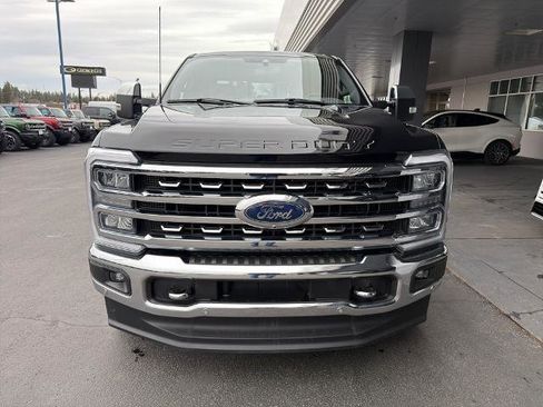 Certified 2024 Ford F250 Lariat w/ Lariat Ultimate Package AWD/4WD image 3