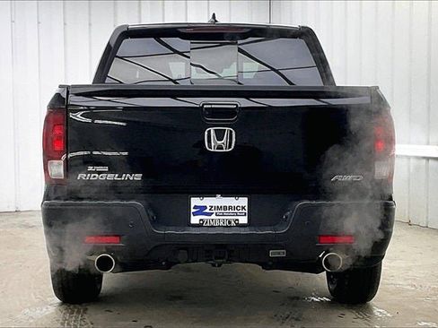 Certified 2023 Honda Ridgeline Black Edition image 4