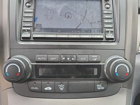 Used 2011 Honda CR-V EX-L image 23