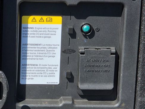 Used 2023 Ford F150 Raptor image 39