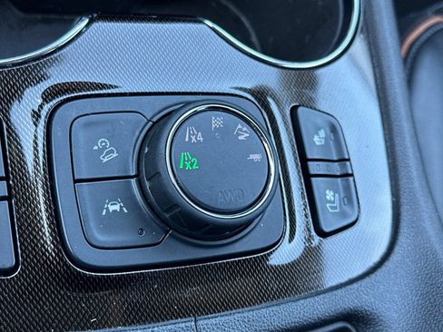 Used 2023 GMC Acadia AT4 w/ Technology Package AWD/4WD image 31