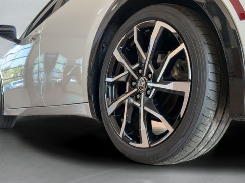 Certified 2026 Toyota Prius Plug-In Hybrid FWD image 41