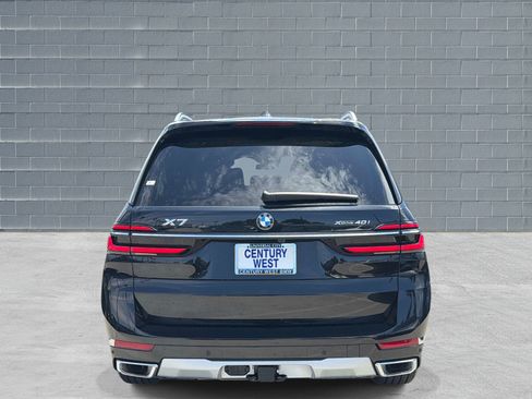 Used 2026 BMW X7 xDrive40i w/ Premium Package AWD/4WD image 4
