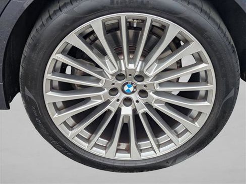 Used 2022 BMW X7 xDrive40i w/ Executive Package AWD/4WD image 15