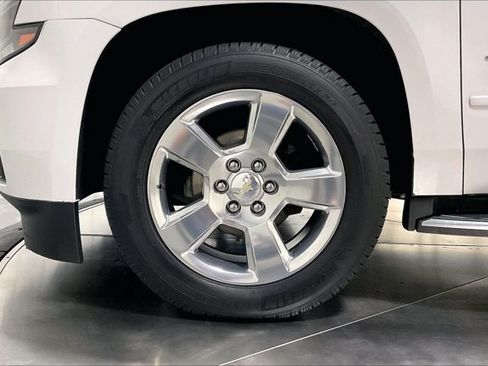 Used 2020 Chevrolet Tahoe Premier AWD/4WD image 9