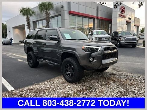 Used 2017 Toyota 4Runner SR5 AWD/4WD image 1