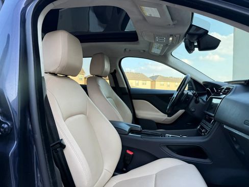 Used 2019 Jaguar F-PACE Premium AWD/4WD image 15