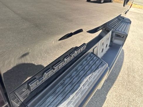 Used 2022 RAM 2500 Laramie AWD/4WD image 12