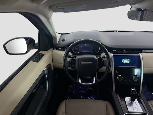 Used 2020 Land Rover Discovery Sport S image 17