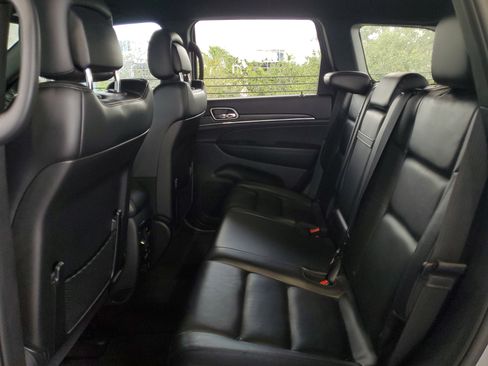 Used 2018 Jeep Grand Cherokee Limited RWD image 8