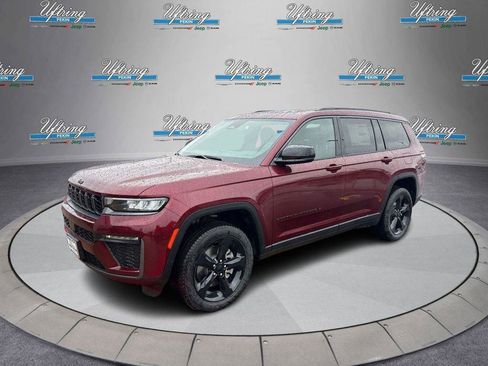 New 2026 Jeep Grand Cherokee L Limited w/ Limited Altitude Package AWD/4WD image 7