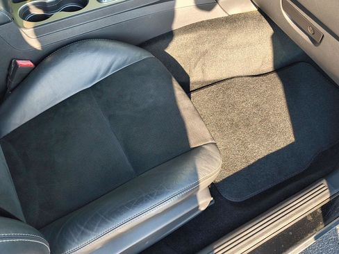Used 2013 Dodge Challenger SRT8 RWD image 7