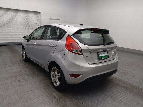 Used 2018 Ford Fiesta SE FWD image 5