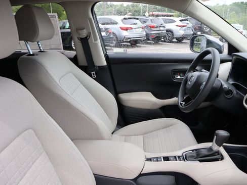 New 2027 Honda HR-V LX image 8