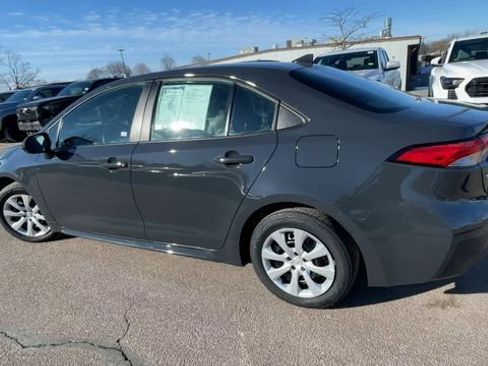 Used 2024 Toyota Corolla LE image 4