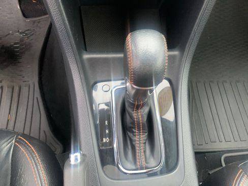 Used 2016 Subaru Crosstrek 2.0i Limited image 12