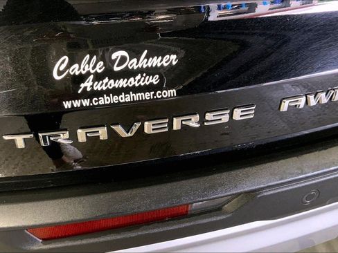 Used 2024 Chevrolet Traverse LT AWD/4WD image 8