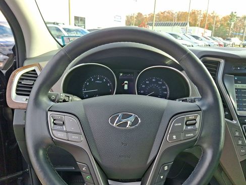 Used 2017 Hyundai Santa Fe SE Ultimate w/ SE Ultimate Tech Package 03 image 22