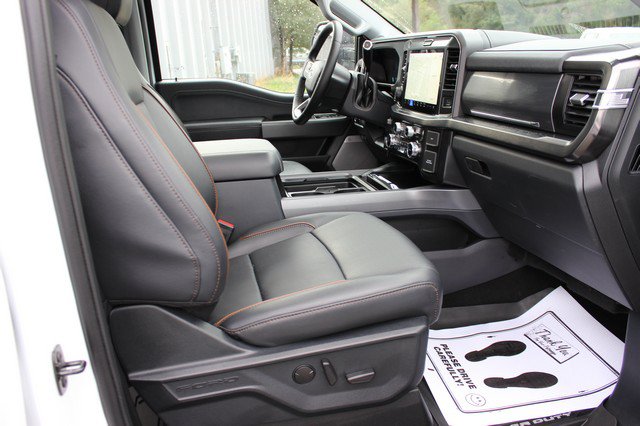 Used 2026 Ford F350 Lariat w/ Black Appearance Package AWD/4WD image 18