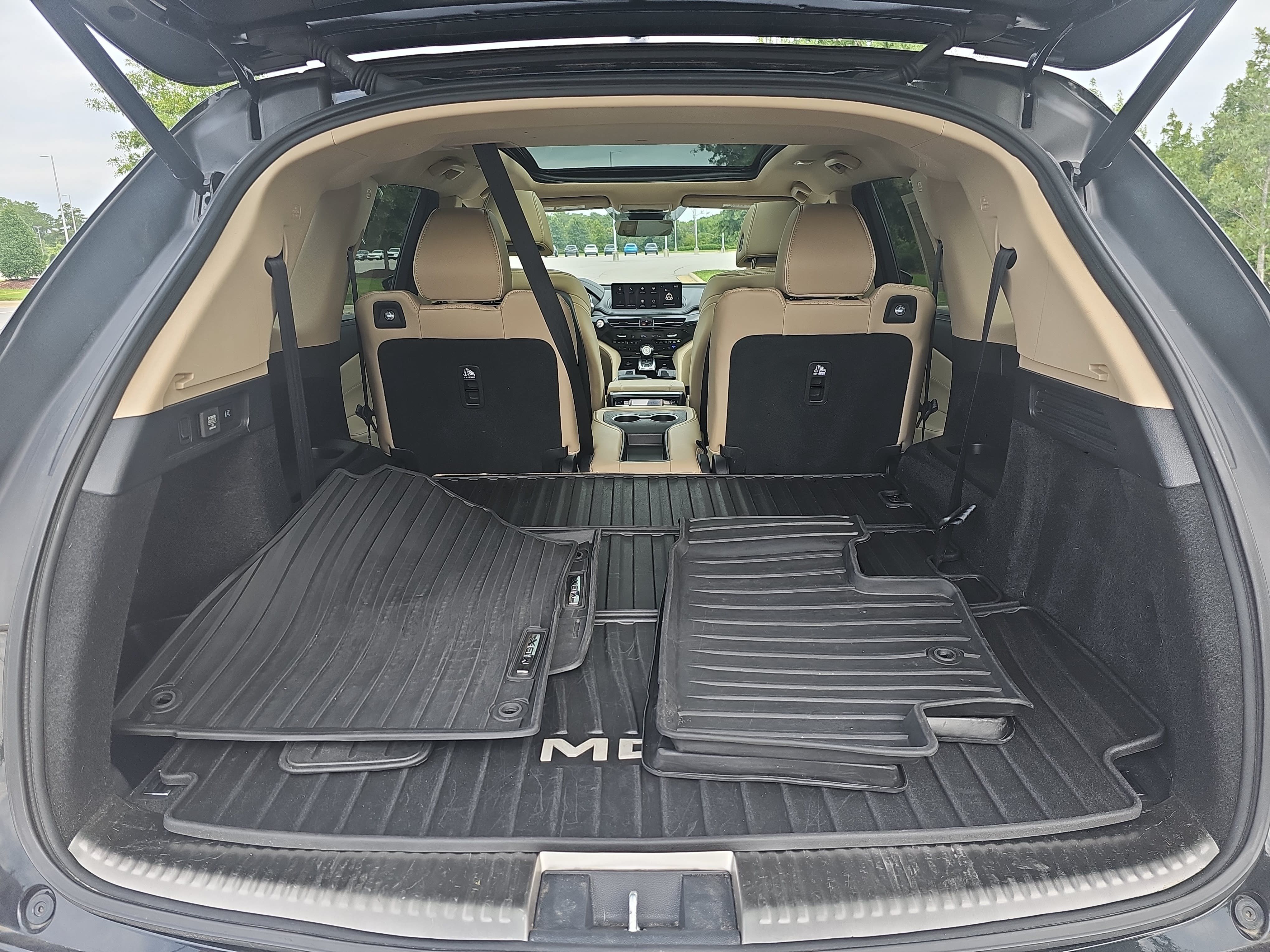 Certified 2024 Acura MDX w/ Advance Package AWD/4WD image 12