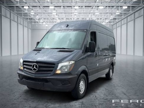 Used 2018 Mercedes-Benz Sprinter 2500 image 1