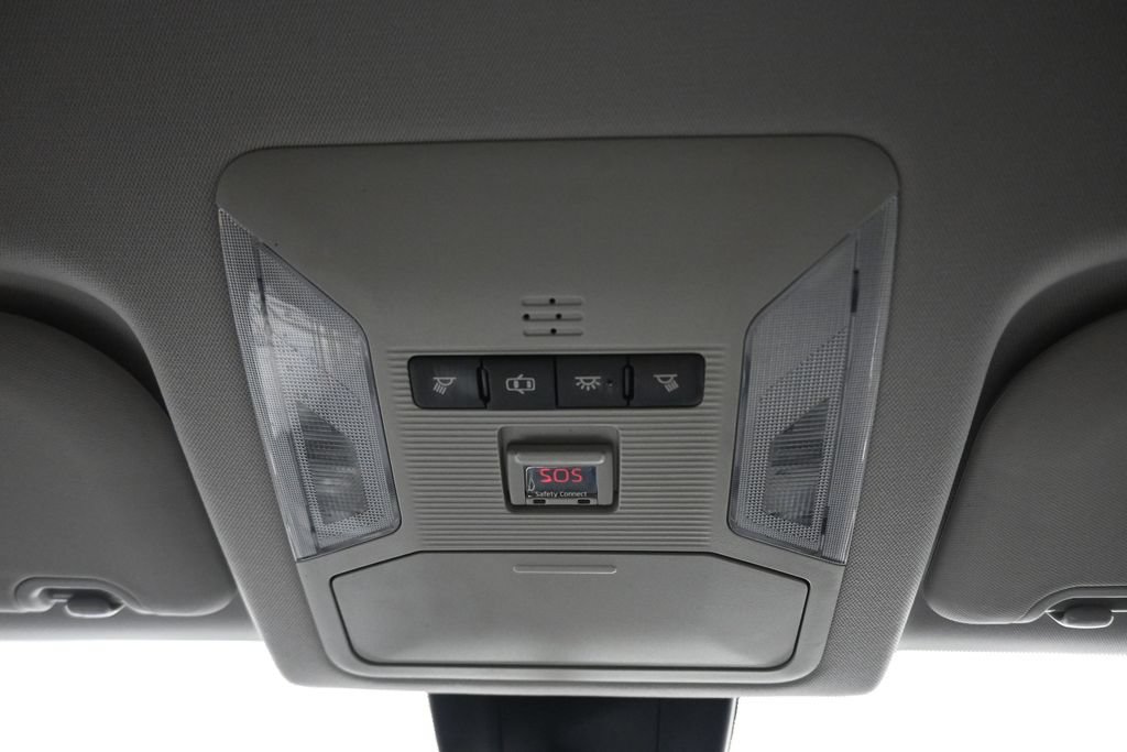 Used 2019 Toyota RAV4 LE FWD image 23