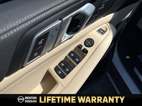 Used 2022 BMW X5 sDrive40i w/ Executive Package image 13