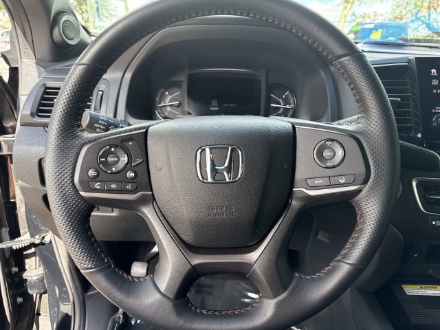 Certified 2023 Honda Passport TrailSport image 28