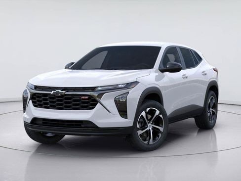 New 2026 Chevrolet Trax RS w/ Driver Confidence Package FWD image 6