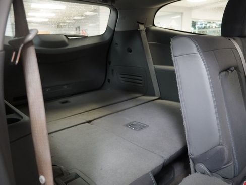 Used 2016 Chevrolet Traverse LS FWD image 33