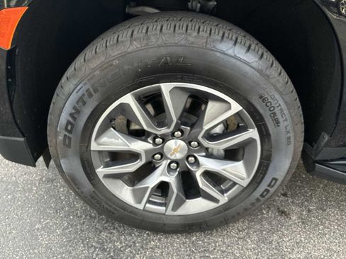 Certified 2024 Chevrolet Tahoe LS w/ Driver Alert Package image 32