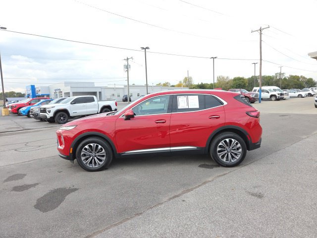 Used 2025 Buick Envision Preferred AWD/4WD image 9