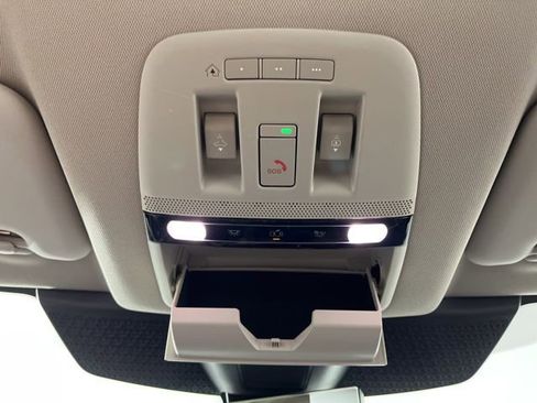 Used 2023 Nissan Ariya FWD image 38