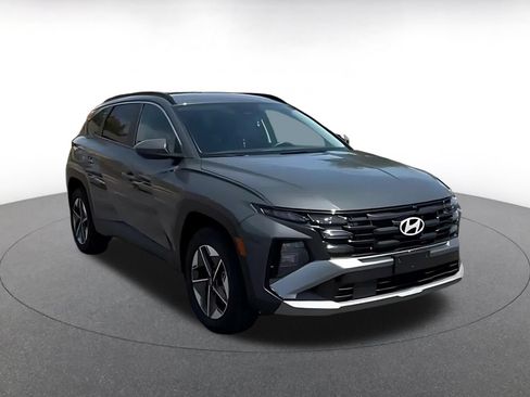 Used 2026 Hyundai Tucson SEL Plus AWD/4WD image 3