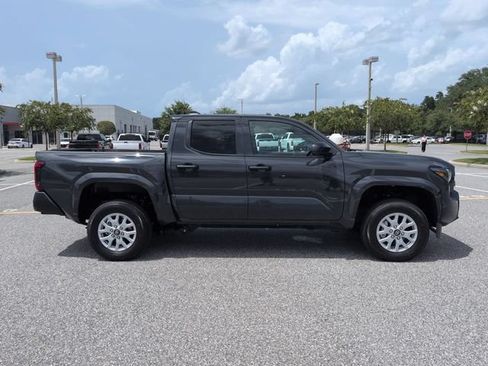 Certified 2025 Toyota Tacoma SR RWD image 3