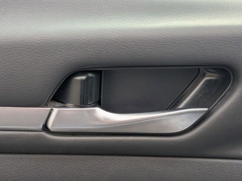 Used 2024 Nissan Altima 2.5 SR w/ SR Premium Package FWD image 13
