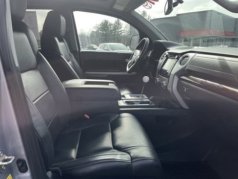 Used 2016 Toyota Tundra Limited w/ Limited Premium Package image 33