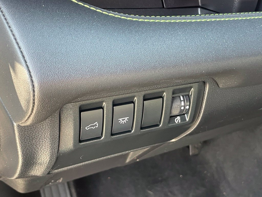 Used 2023 Subaru Ascent Onyx Edition AWD/4WD image 8