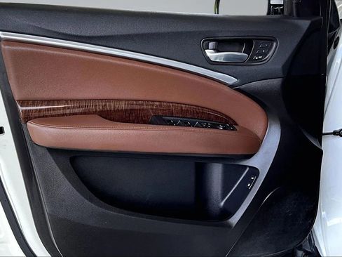 Used 2018 Acura MDX SH-AWD w/ Technology Package image 17