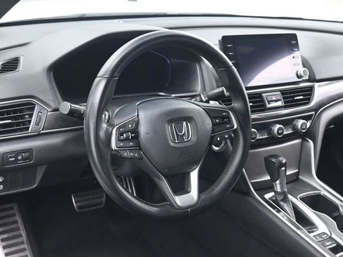 Used 2022 Honda Accord Sport image 25